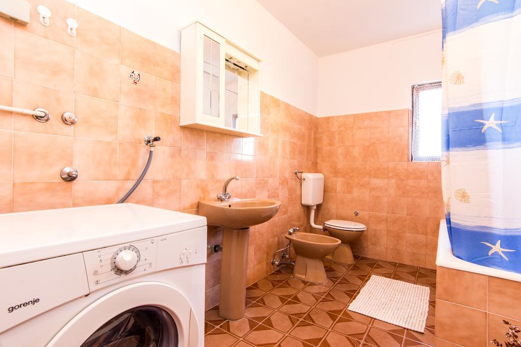 Apartments Ana ビオグラード・ナ・モル エクステリア 写真