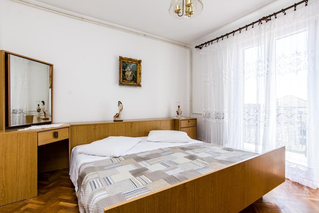 Apartments Ana ビオグラード・ナ・モル エクステリア 写真
