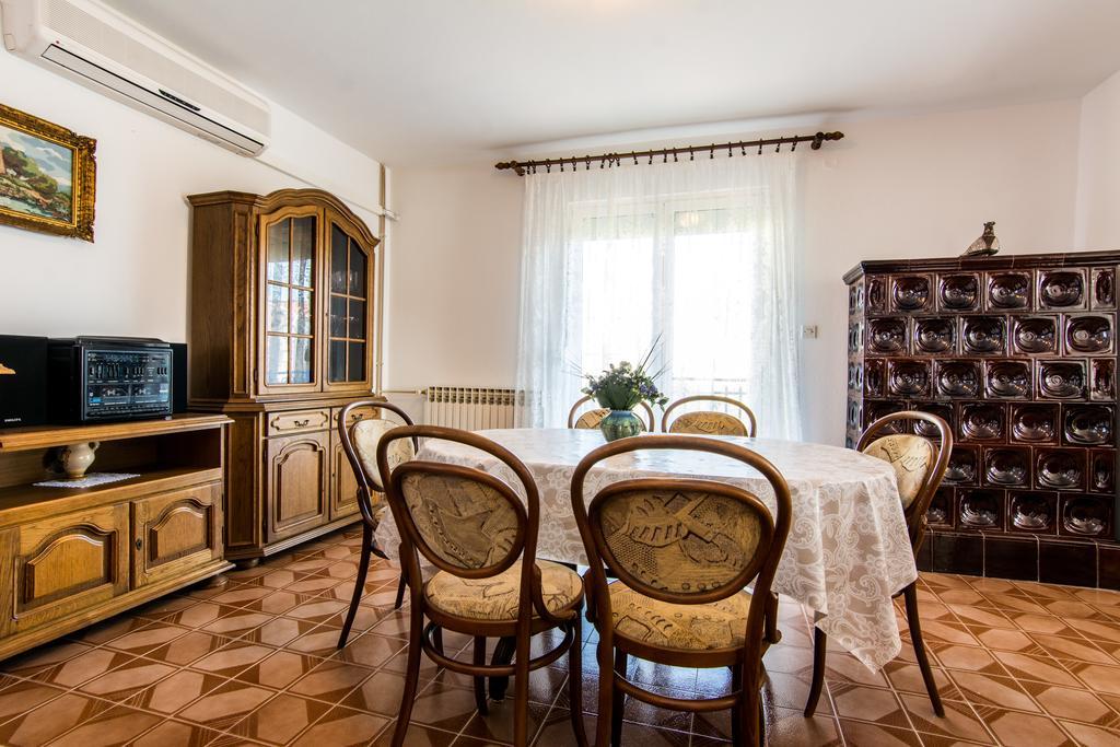 Apartments Ana ビオグラード・ナ・モル エクステリア 写真